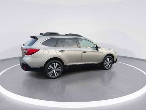 Used 2019 Subaru Outback 3.6R Limited image 8