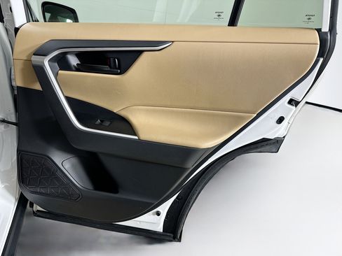 Used 2024 Toyota RAV4 LE image 28