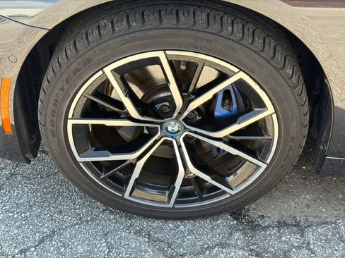 Used 2023 BMW 530e xDrive w/ Premium Package AWD/4WD image 14