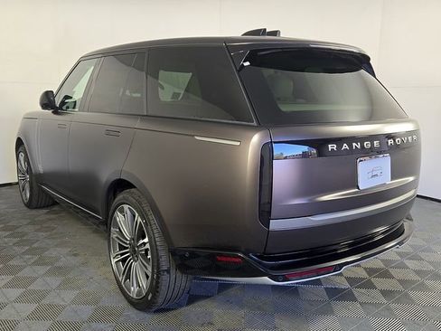 New 2026 Land Rover Range Rover SE image 7