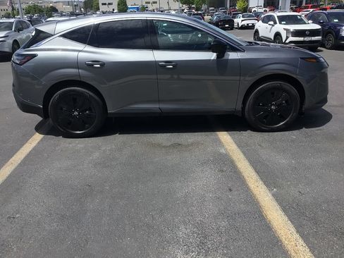 New 2025 Nissan Murano SV image 6