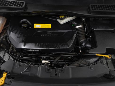 Used 2015 Ford Escape SE image 29