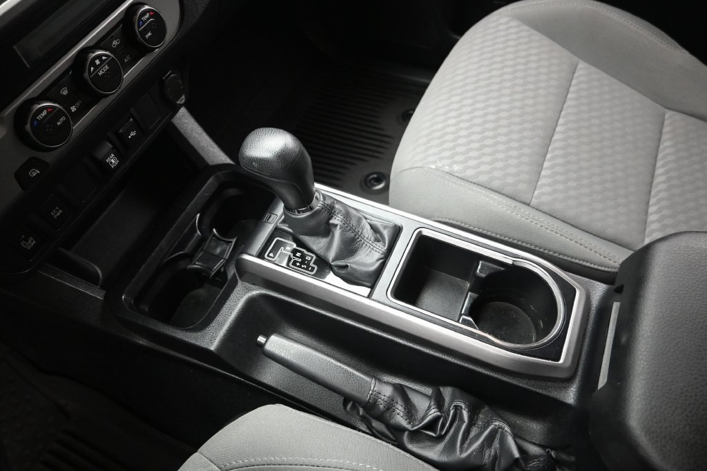 Used 2022 Toyota Tacoma SR5 w/ Technology Package RWD image 14