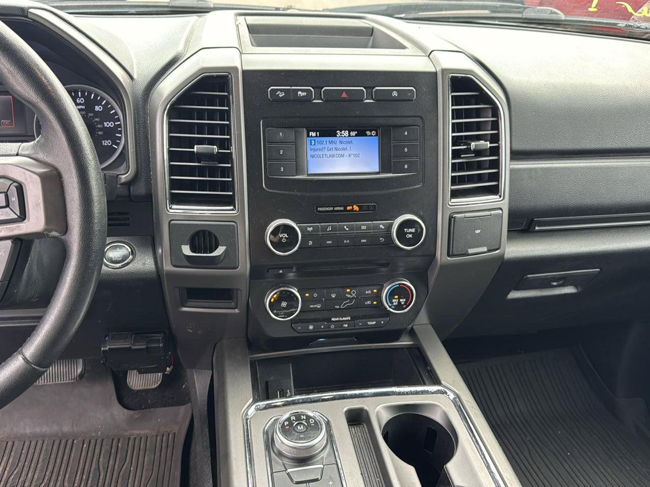 Used 2018 Ford Expedition XLT AWD/4WD image 10