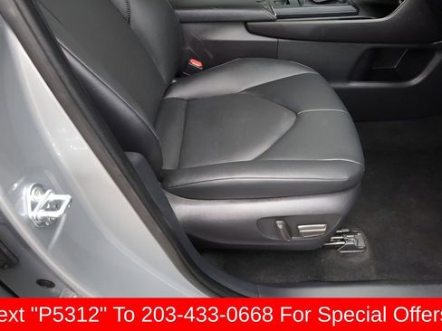 Certified 2025 Toyota Grand Highlander AWD image 25