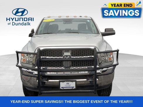 Used 2018 RAM 2500 Tradesman w/ Chrome Appearance Group image 15