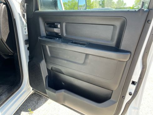 Used 2022 RAM 1500 Tradesman w/ Chrome Appearance Group AWD/4WD image 31