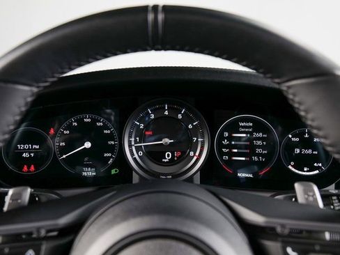 Used 2024 Porsche 911 Carrera image 24