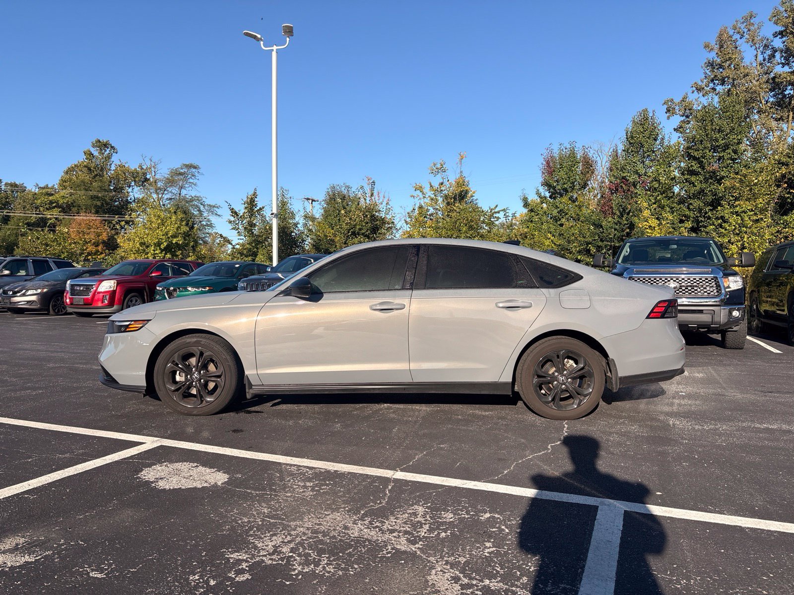Used 2025 Honda Accord SE image 3