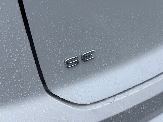New 2026 Volkswagen Atlas Cross Sport SE FWD image 12
