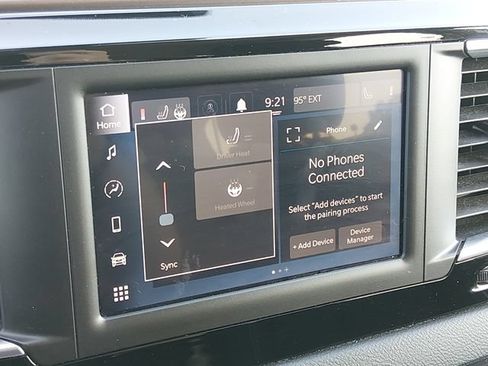 Used 2023 Chrysler Voyager LX FWD image 19