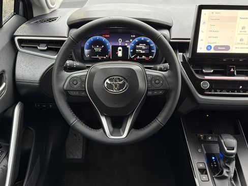 New 2026 Toyota Corolla Cross XLE w/ Convenience Package image 12