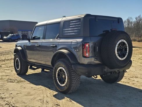 Used 2023 Ford Bronco Badlands image 10