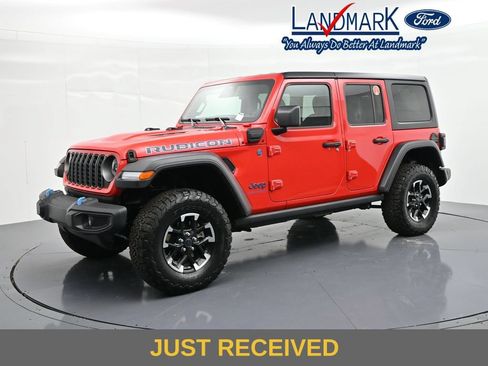 Used 2025 Jeep Wrangler Unlimited Rubicon 4xe w/ Safety Group AWD/4WD image 1