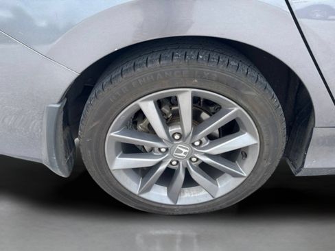Used 2019 Honda Civic EX image 29