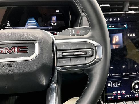 Used 2025 GMC Terrain Elevation FWD image 25