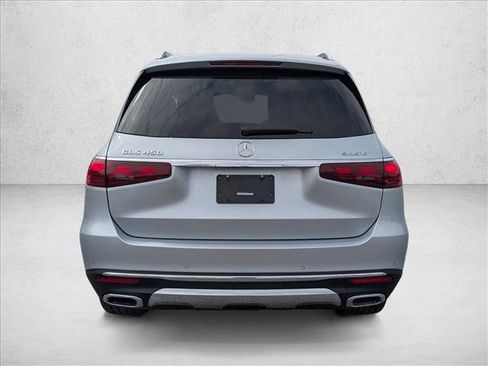 Used 2024 Mercedes-Benz GLS 450 4MATIC image 7