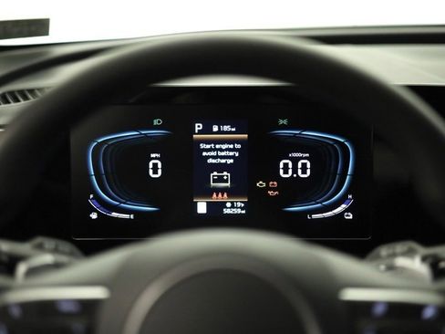 Used 2023 Kia Sportage LX image 14