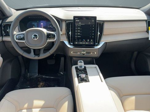 New 2026 Volvo XC90 B6 Plus w/ Protection Package Premier image 23