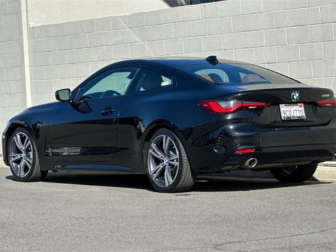 Used 2023 BMW 430i Coupe w/ Premium Package image 3