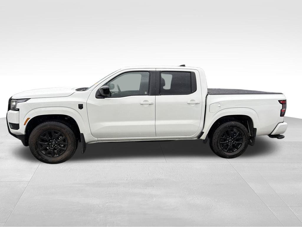 Used 2026 Nissan Frontier SV w/ Tow Package RWD image 2