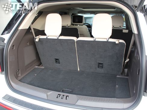 Used 2022 Ford Explorer Platinum w/ Equipment Group 601A image 32