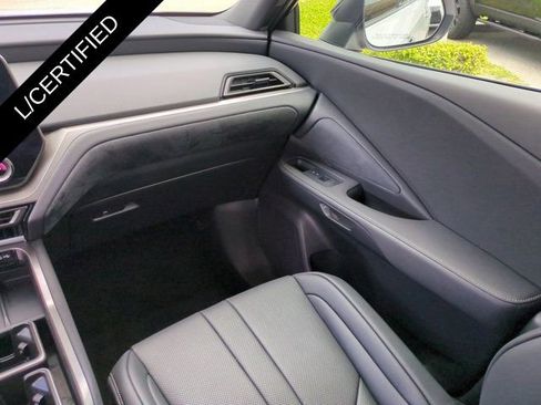 Certified 2025 Lexus TX 500h AWD w/ Technology Package image 16