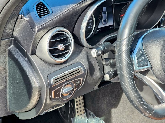 Used 2018 Mercedes-Benz C 300 4MATIC Sedan image 17