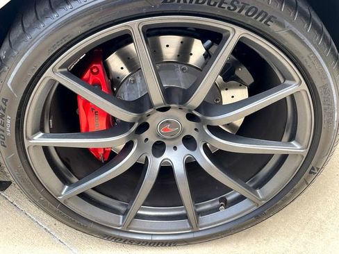 Used 2012 McLaren MP4-12C Base image 66
