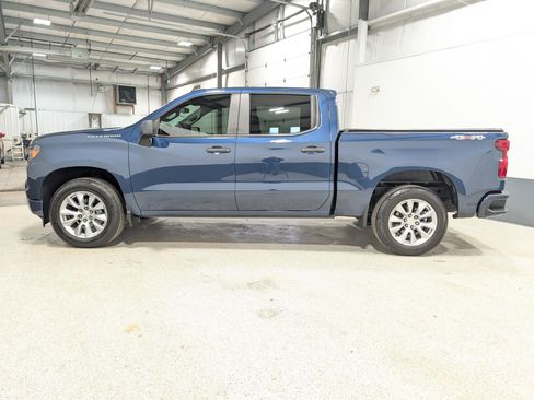 Used 2022 Chevrolet Silverado 1500 Custom image 6