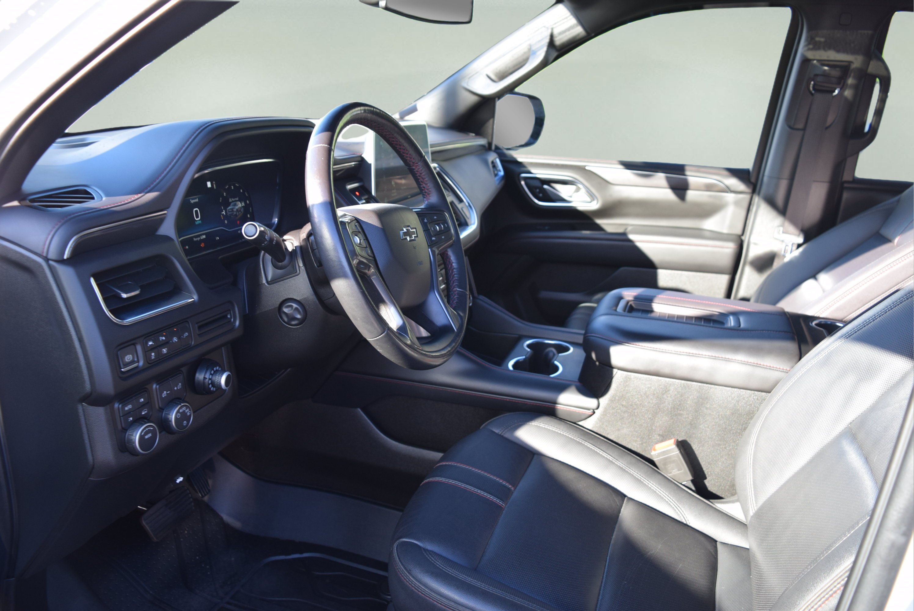 Used 2022 Chevrolet Tahoe RST w/ Sport Performance Package AWD/4WD image 13