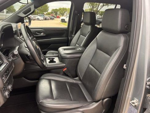 Used 2024 Chevrolet Suburban LT AWD/4WD image 24