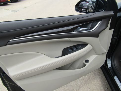 Used 2017 Buick LaCrosse Preferred FWD image 17