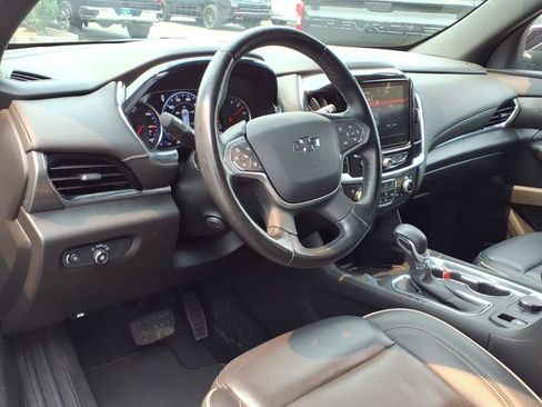 Certified 2023 Chevrolet Traverse Premier w/ Redline Edition AWD/4WD image 9