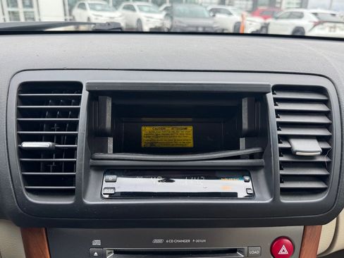 Used 2005 Subaru Outback 3.0R L.L. Bean w/ Popular Equipment Group 3 image 18