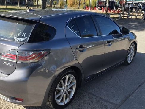 Used 2013 Lexus CT 200h image 3