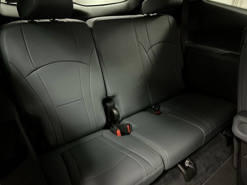 Certified 2021 Buick Enclave Essence w/ Sound and Sites Package image 60