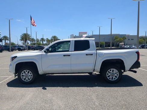 Certified 2025 Toyota Tacoma SR image 7