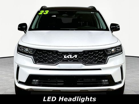 Used 2023 Kia Sorento SX AWD/4WD image 2