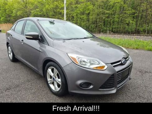 Used 2014 Ford Focus SE FWD image 1