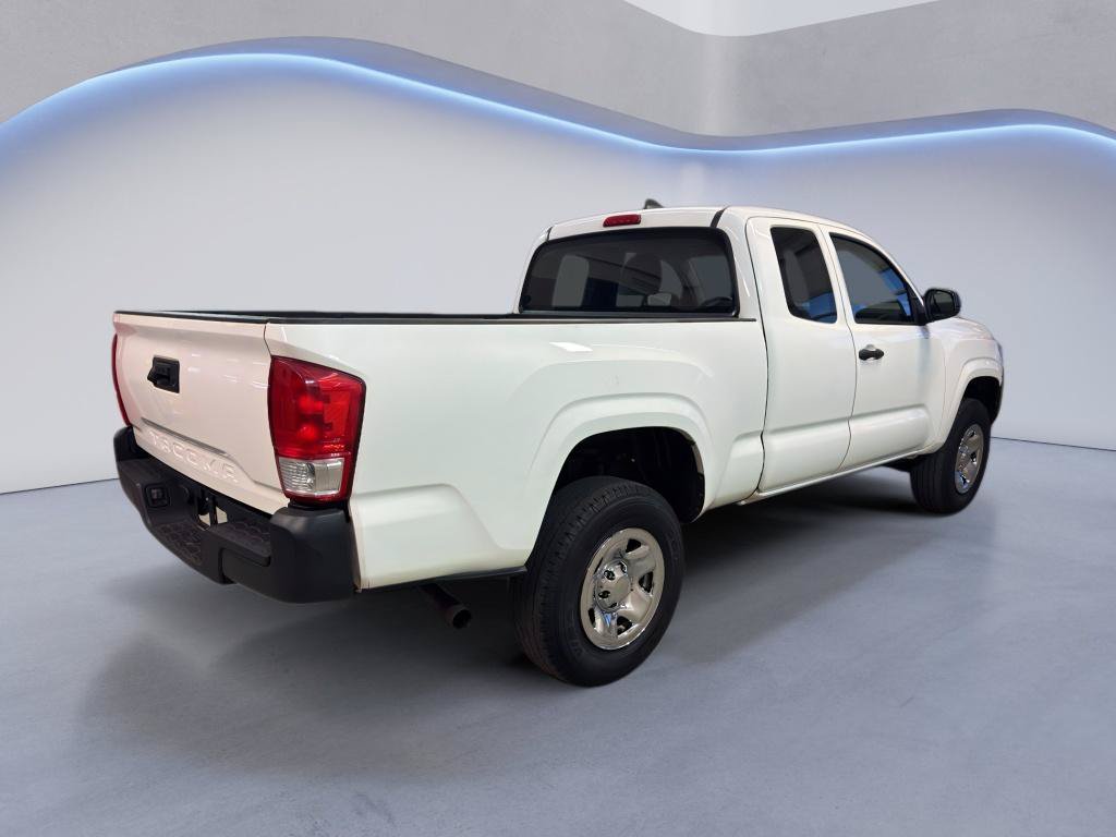 Used 2016 Toyota Tacoma SR RWD image 9