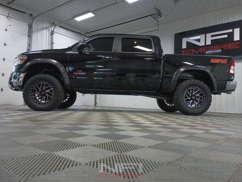 Used 2019 RAM 1500 Big Horn AWD/4WD image 11