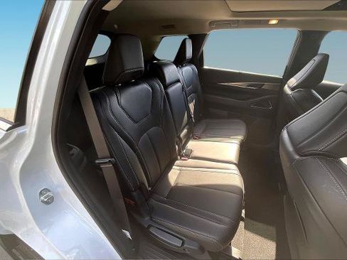 Certified 2026 INFINITI QX60 Luxe w/ Cargo Package AWD/4WD image 24