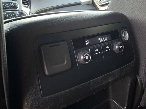 Used 2018 Chevrolet Tahoe LS w/ All-Season Package AWD/4WD image 10