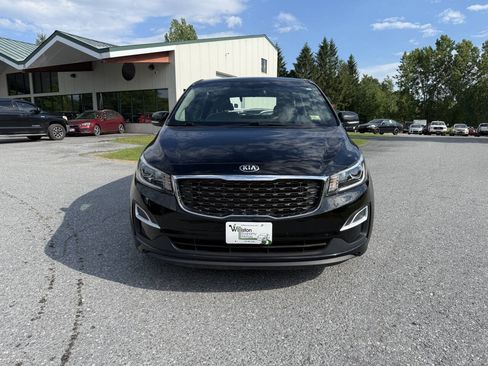 Used 2019 Kia Sedona L FWD image 11