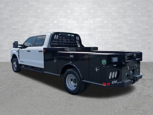 Used 2025 Ford F350 XL w/ XL Chrome Package image 14