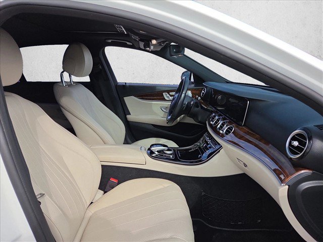 Used 2018 Mercedes-Benz E 300 image 18