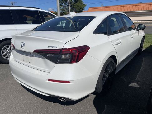 Used 2024 Honda Civic Sport image 5
