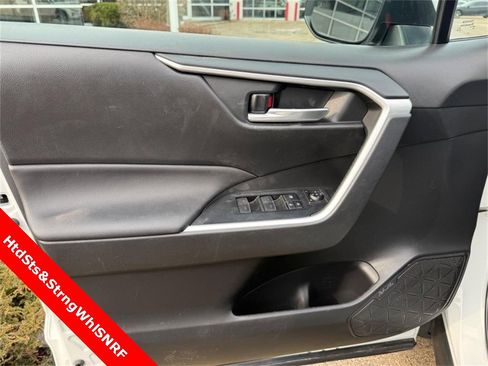 Used 2023 Toyota RAV4 XLE w/ Convenience Package image 19