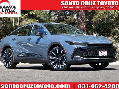 Certified 2026 Toyota Crown Platinum AWD/4WD image 1